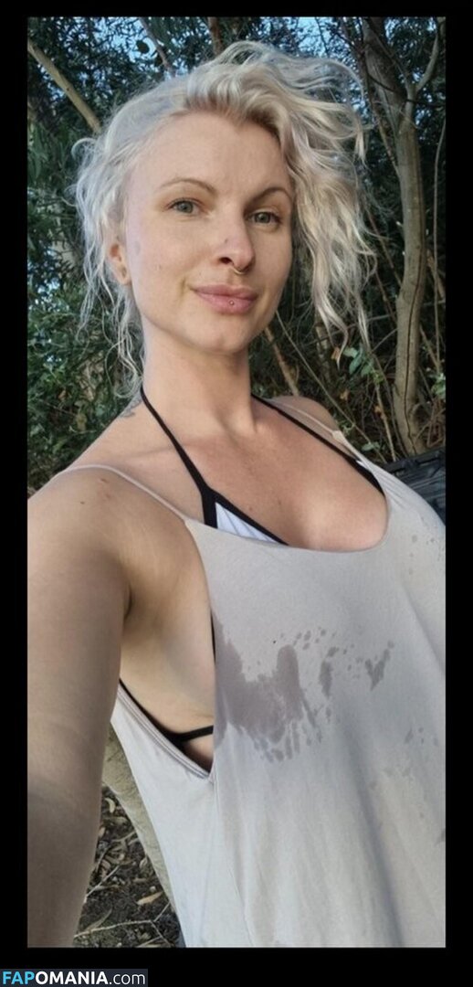 rubytrue Nago OnlyFans  Przeciekłe zdjęcie #2