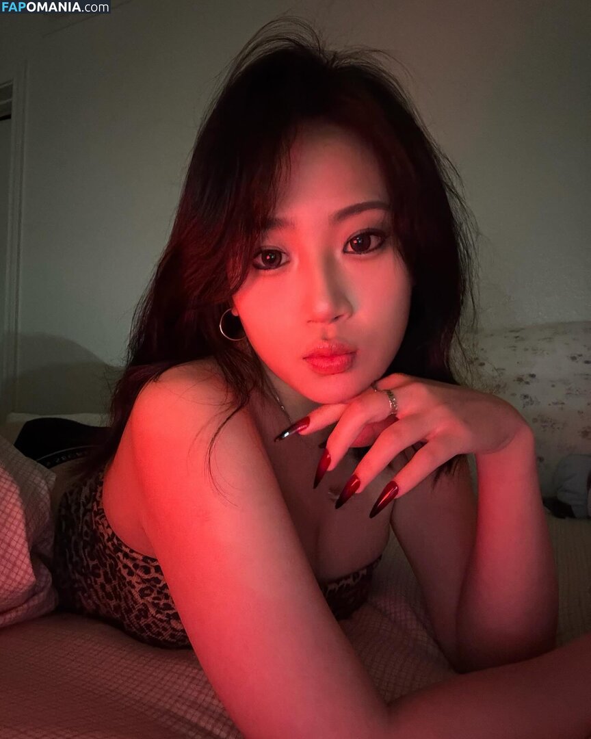 Rubyzhu / rubyzhu1204 Nago OnlyFans  Przeciekłe zdjęcie #4