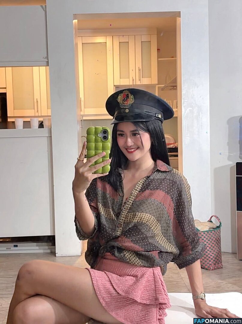 Ruth Austria / ruthaustria__ Nago OnlyFans  Przeciekłe zdjęcie #1