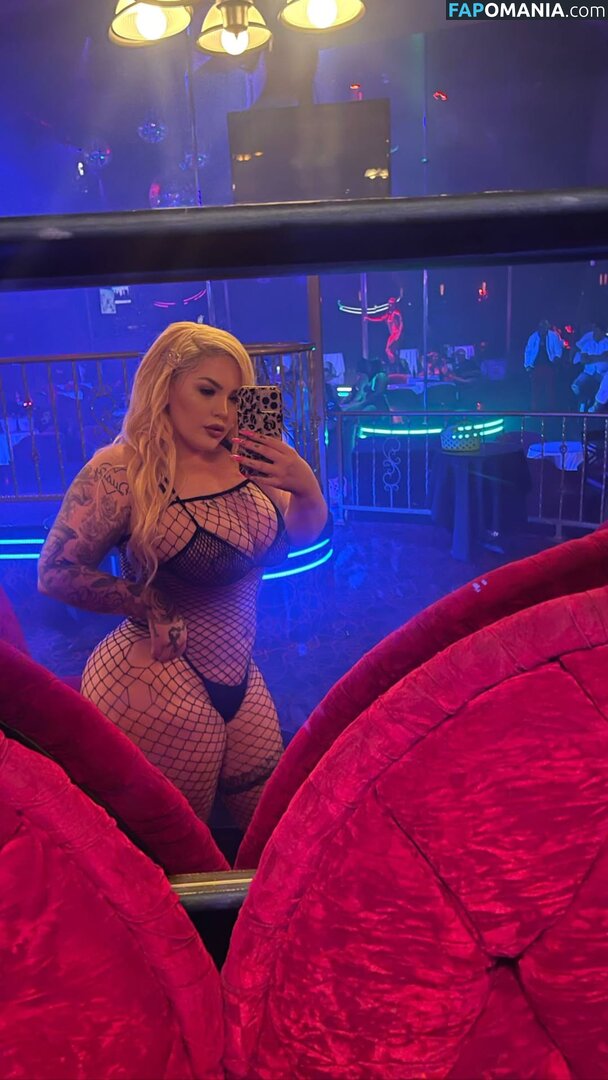 Ruthlesshg  / https: / mscarlettredd / ruthlesshg Nago OnlyFans  Przeciekłe zdjęcie #7