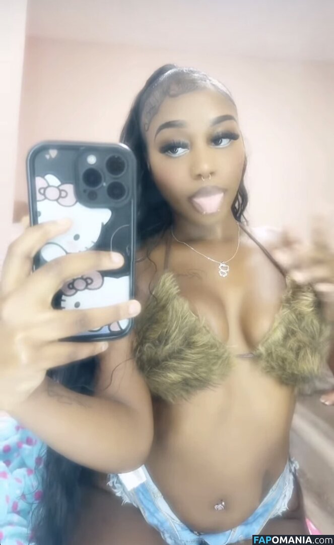 https: / s3xy_bubbles Nago OnlyFans  Przeciekłe zdjęcie #1