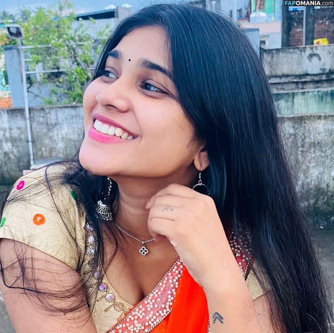 Saadhana Naidu Nago OnlyFans  Przeciekłe zdjęcie #3