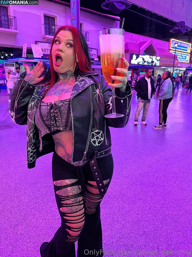 Sabien Demonia / sabien_demonia / sabiendemoniaofficial Nago OnlyFans  Przeciekłe zdjęcie #73