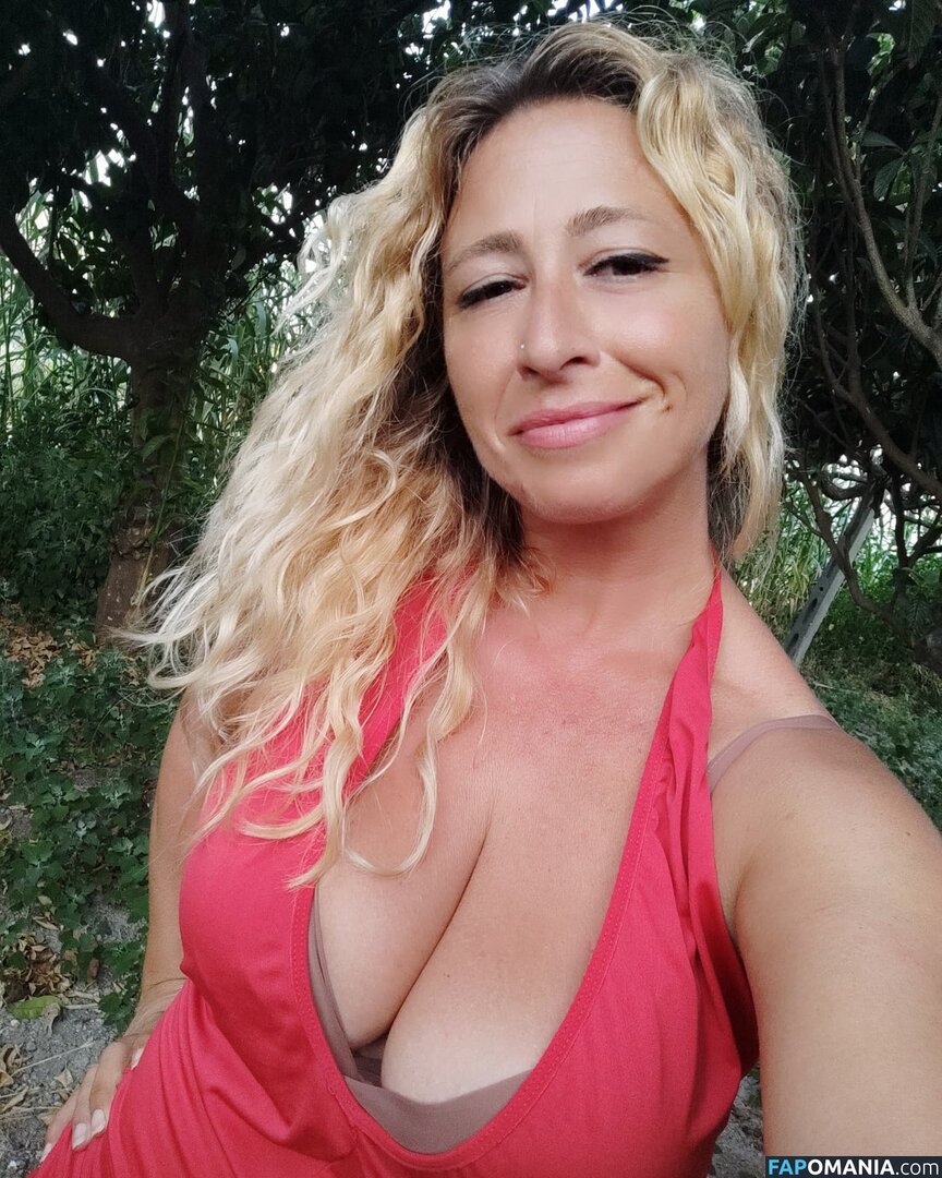 Sabina Di Iorio / sabina_diiorio / sabynadi Nago OnlyFans  Przeciekłe zdjęcie #15
