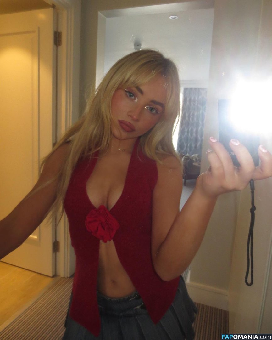 Sabrina Carpenter / https: / sabrinacarpenter Nago OnlyFans  Przeciekłe zdjęcie #43