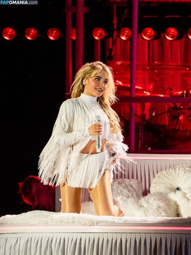 Sabrina Carpenter / https: / sabrinacarpenter Nago OnlyFans  Przeciekłe zdjęcie #2502