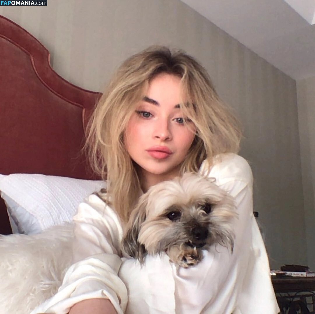 Sabrina Carpenter / https: / sabrinacarpenter Nago OnlyFans  Przeciekłe zdjęcie #2512