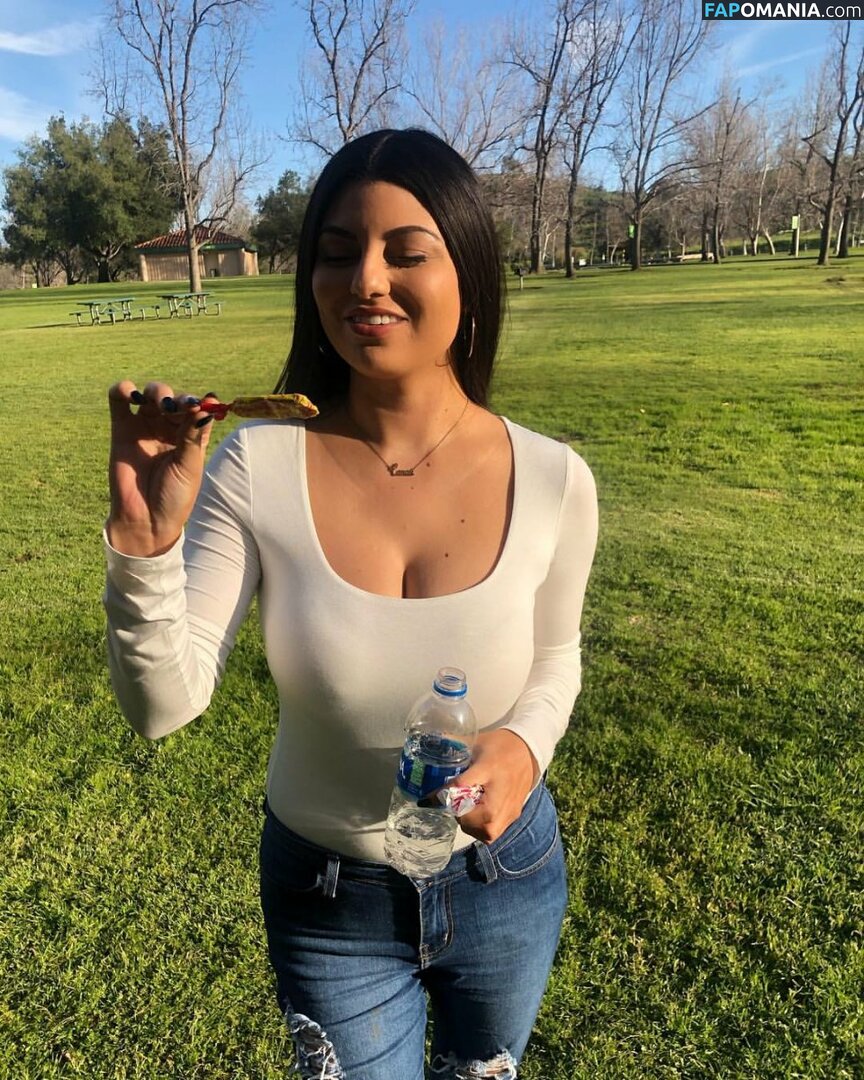 Sabrina / Sabrina_wet / dontripchocolatechip / sabrinacarpenter / sabrinainthecity / suhbeaner_ / upnextwithsabrina Nago OnlyFans  Przeciekłe zdjęcie #6