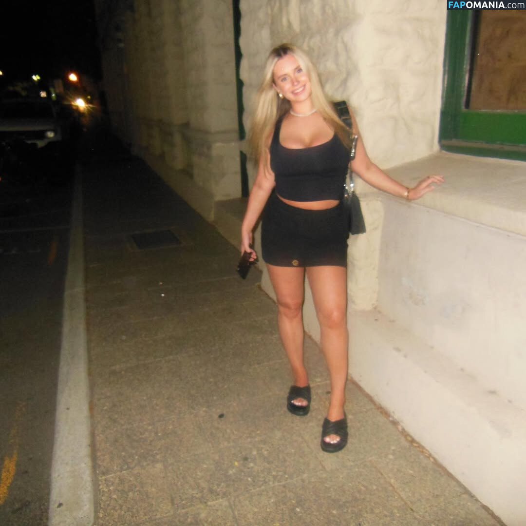 Sacha Ross / sachaross / sasharosexxx Nago OnlyFans  Przeciekłe zdjęcie #1