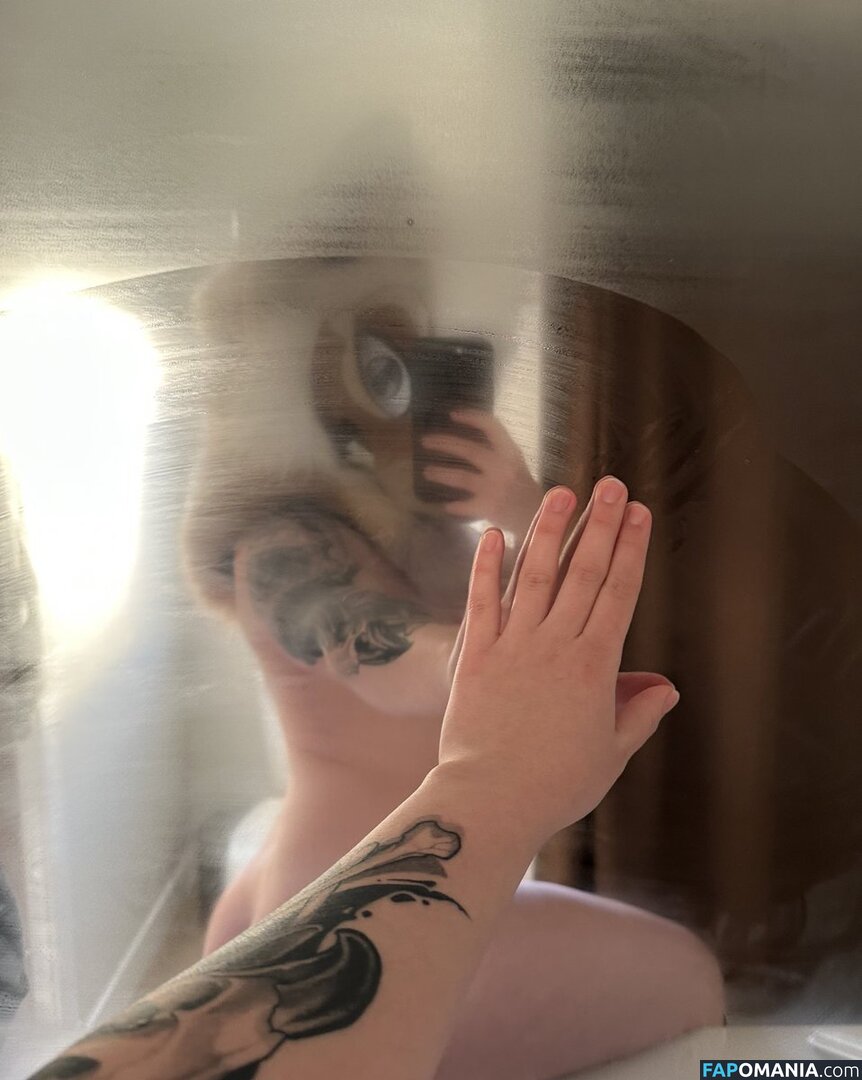 Sageisatrout / https: Nago OnlyFans  Przeciekłe zdjęcie #1