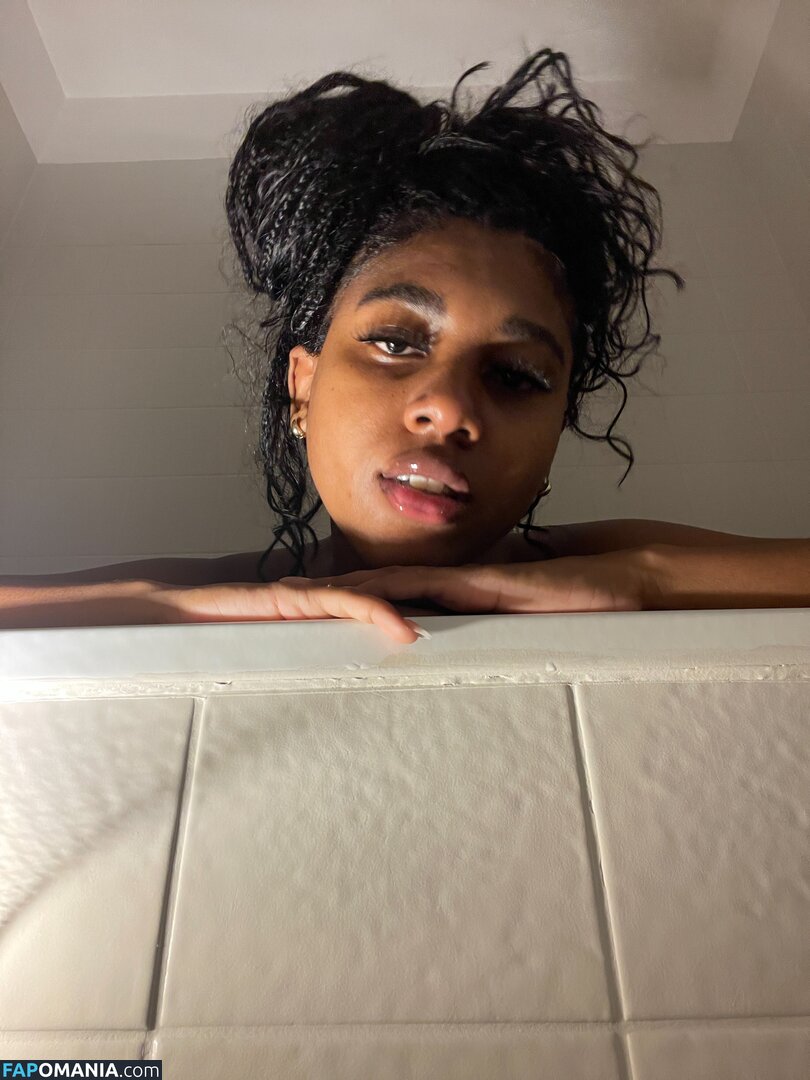 Cyber Hoe / saint_ziya / saintziya Nago OnlyFans  Przeciekłe zdjęcie #2