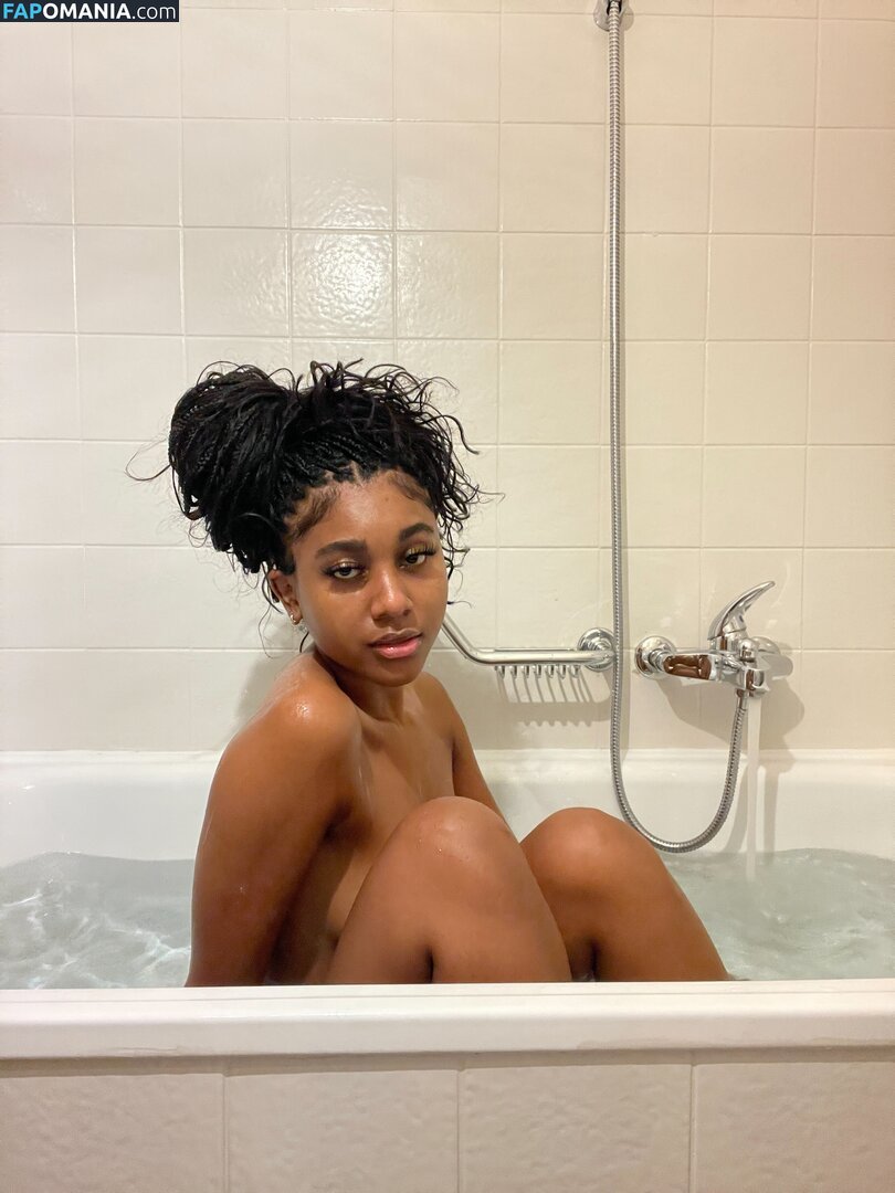 Cyber Hoe / saint_ziya / saintziya Nago OnlyFans  Przeciekłe zdjęcie #5