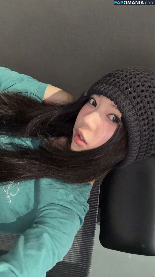 Sakai Moka / https: / illit_official Nago OnlyFans  Przeciekłe zdjęcie #3