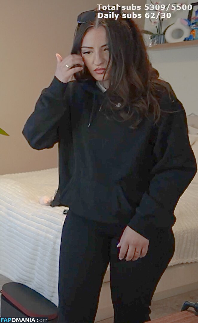 NoraExplorer Sister / Salmmuss / https: / salmmus / salmmusss / salmunozz Nago OnlyFans  Przeciekłe zdjęcie #15