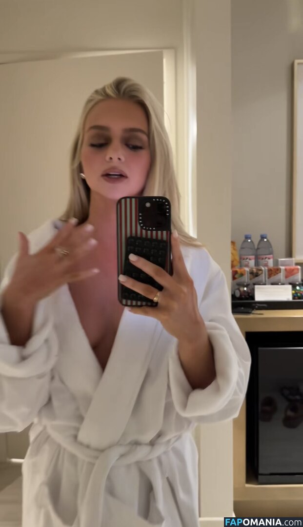 Samantha Riehl / https: / samanthariehl Nago OnlyFans  Przeciekłe zdjęcie #1