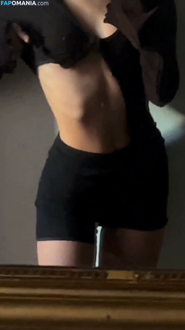 https: / protheme / sanyaaa / sanymaa / sanymaaa Nago OnlyFans  Przeciekłe zdjęcie #54