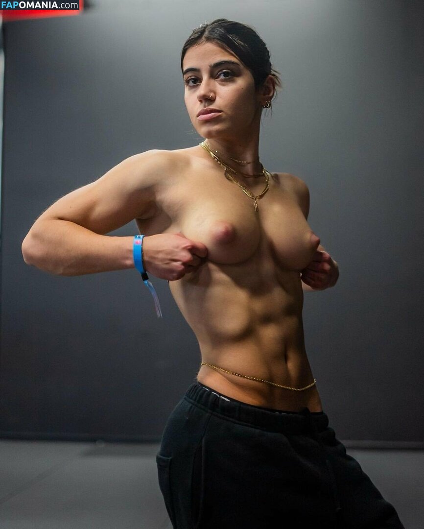 Sara Saffari Deepfake / sara_saffari / sarasaffari__ Nago OnlyFans  Przeciekłe zdjęcie #3