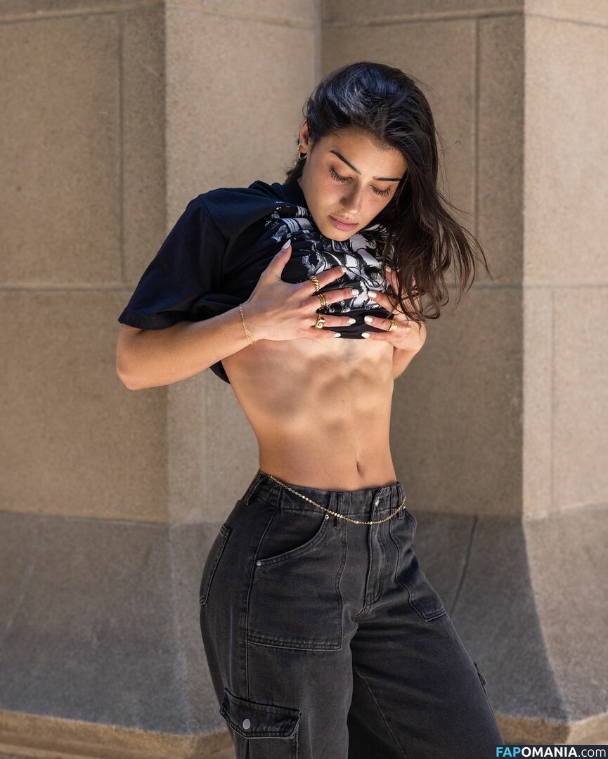 Sara Saffari / sarasaffari__ Nago OnlyFans  Przeciekłe zdjęcie #360