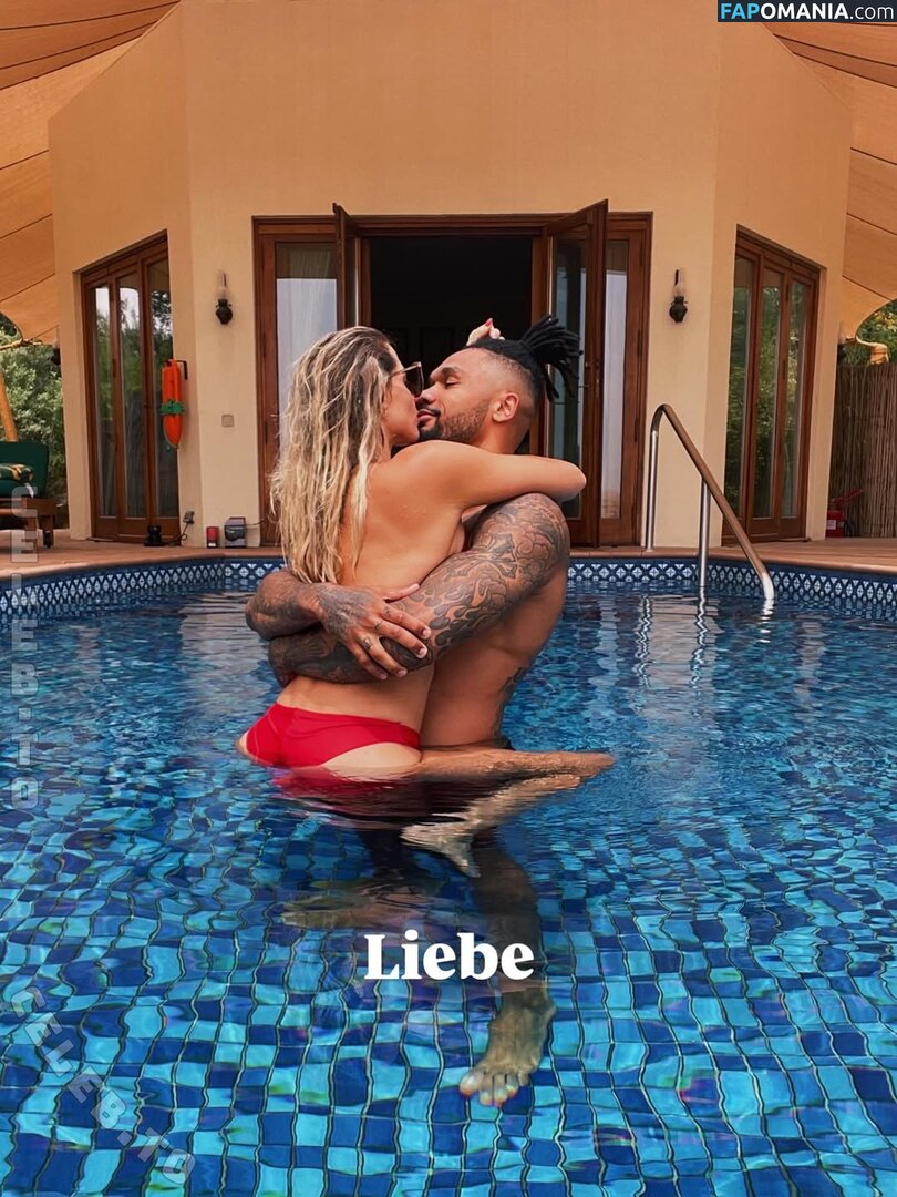 Sarah Harrison / sarah.harrison.official Nago OnlyFans  Przeciekłe zdjęcie #3