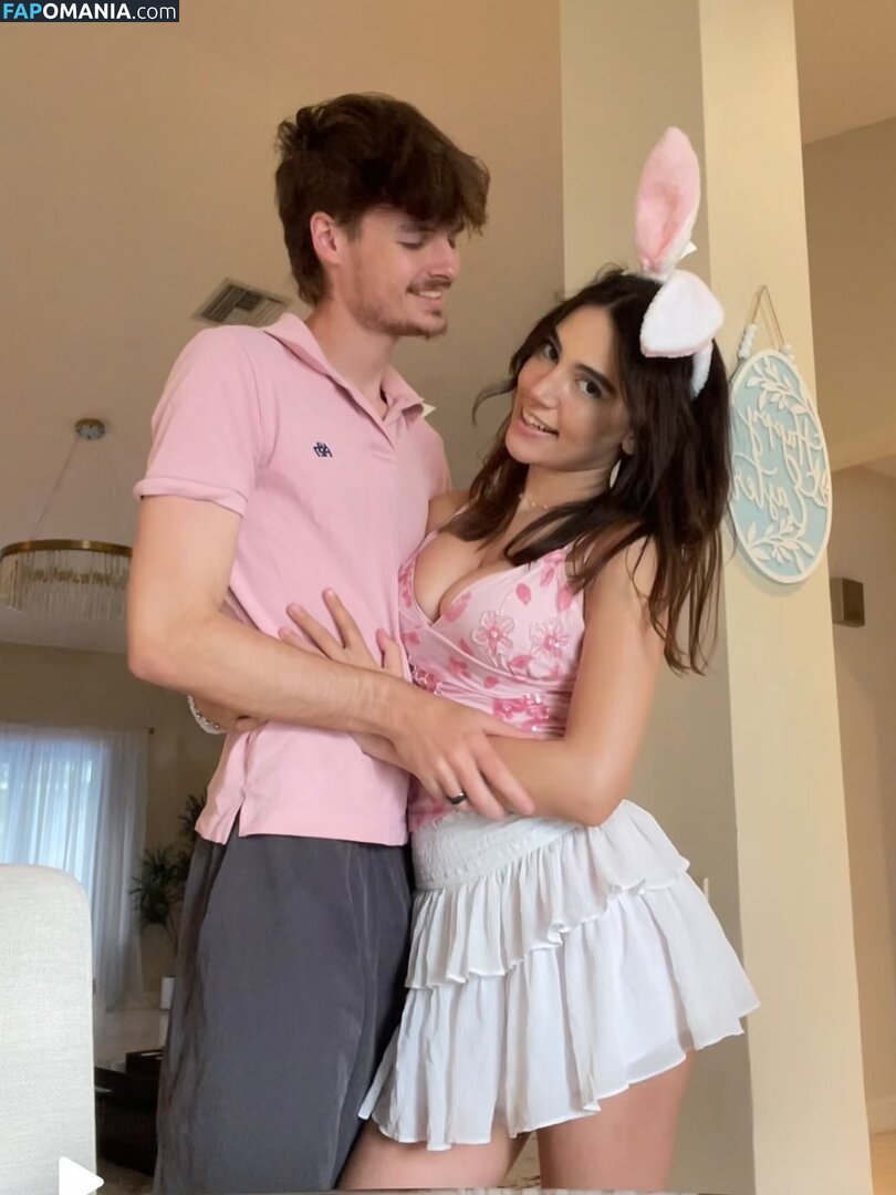 Saraxoxo / https: / saraxoxo_ Nago OnlyFans  Przeciekłe zdjęcie #4