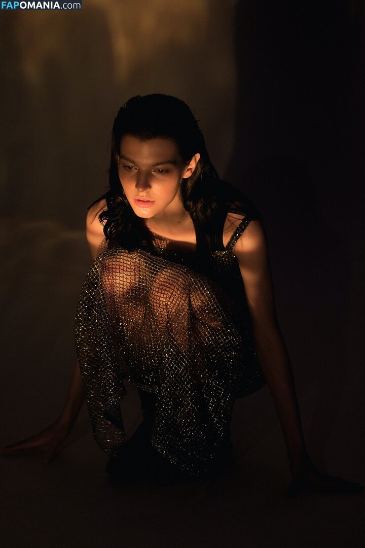 Sasha Zotova / shuzolotova Nago OnlyFans  Przeciekłe zdjęcie #4