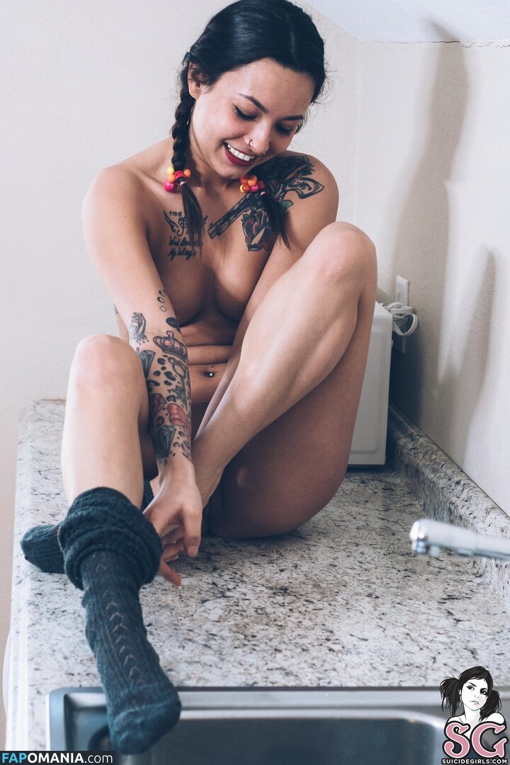 Sassafrass / _sassafrass / definite.bad.idea Nago OnlyFans  Przeciekłe zdjęcie #17