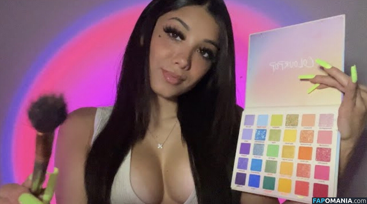 SassySounds ASMR / SassysoundsASMR / sassyselenaaaa / selenaaasasmr Nago OnlyFans  Przeciekłe zdjęcie #4