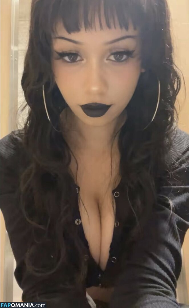 Scarlett Moon / https: / moonieseditz Nago OnlyFans  Przeciekłe zdjęcie #1