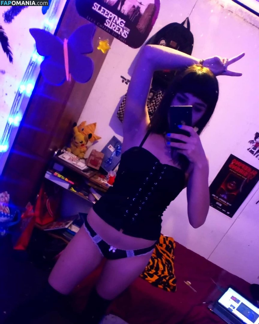 _i_n__d_u_ / scarmoon22 Nago OnlyFans  Przeciekłe zdjęcie #18