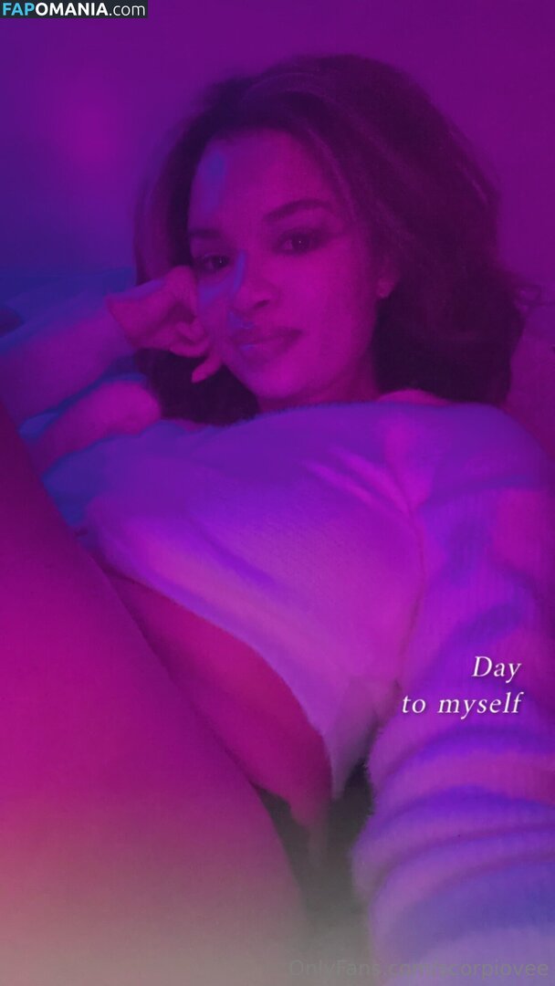 scorpiovee Nago OnlyFans  Przeciekłe zdjęcie #3