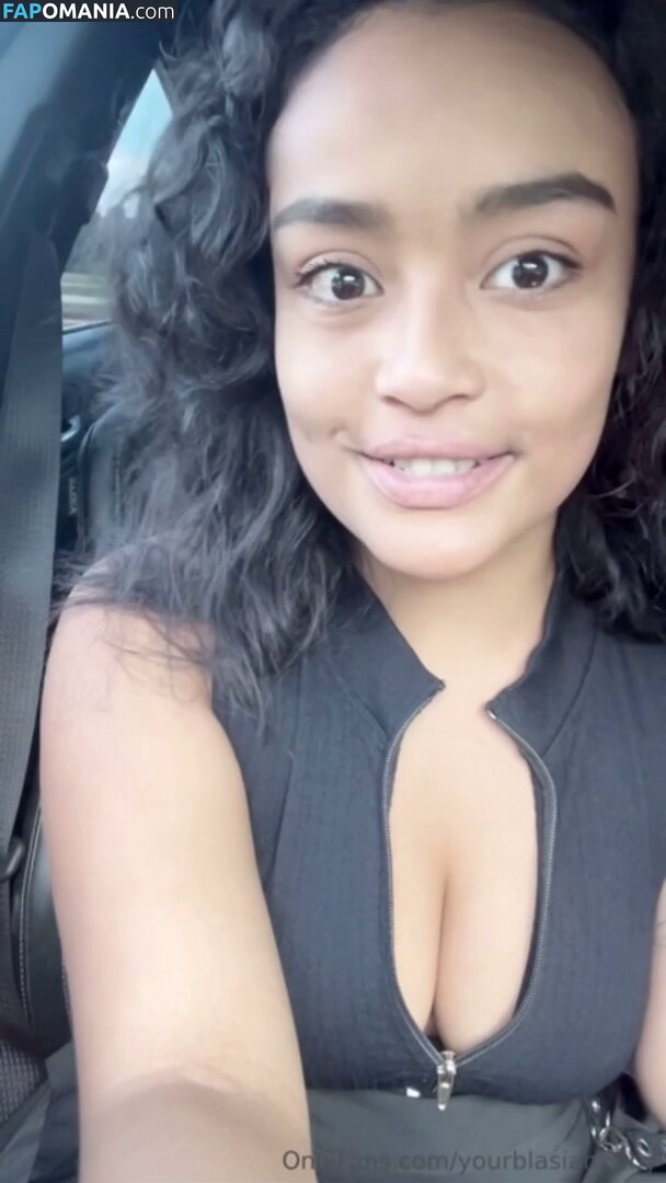 Self Booba Licking Videos / lizzobeeating Nago OnlyFans  Przeciekłe zdjęcie #8