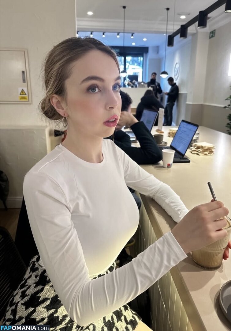 Serena Skybourne / https: / serenaskybourne Nago OnlyFans  Przeciekłe zdjęcie #37