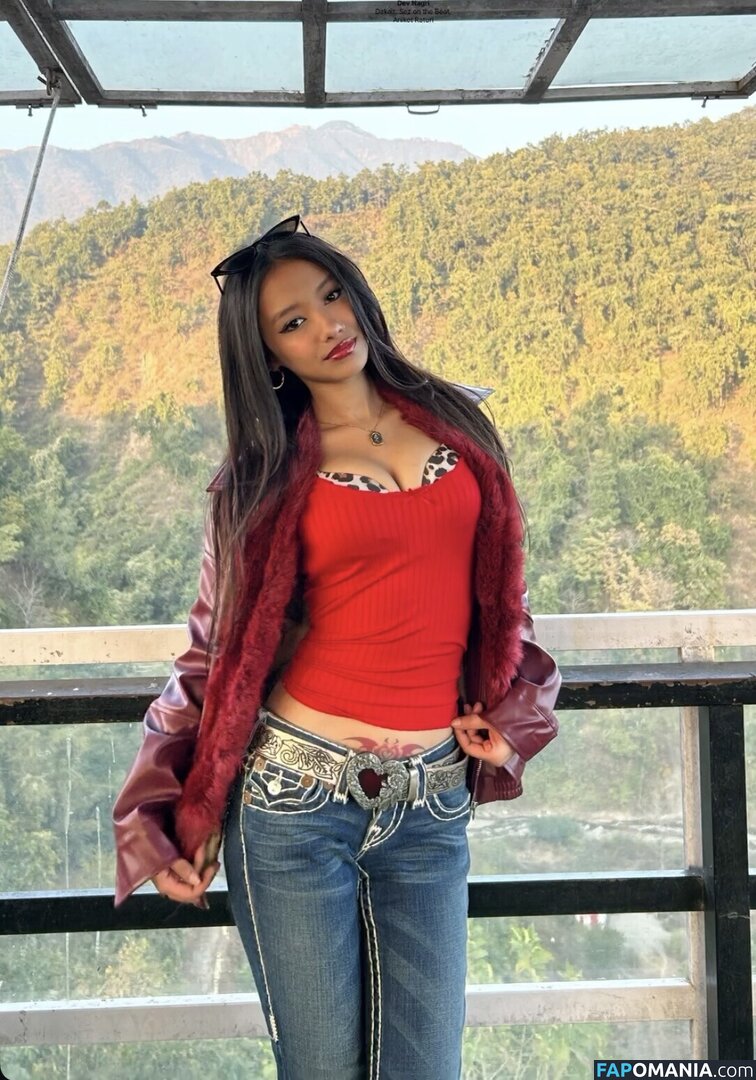 shraddhaforyou / shradhaa.2110 / trashradsss Nago OnlyFans  Przeciekłe zdjęcie #2
