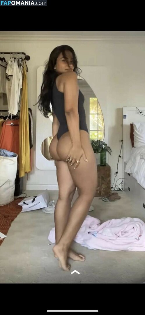 Sienna Mae Gomez / sienna_mae / siennamaegomez Nago OnlyFans  Przeciekłe zdjęcie #1