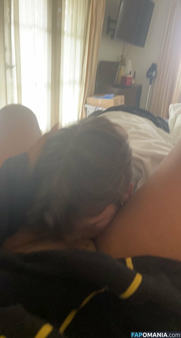 Sienna Mae Gomez / sienna_mae / siennamaegomez Nago OnlyFans  Przeciekłe zdjęcie #122