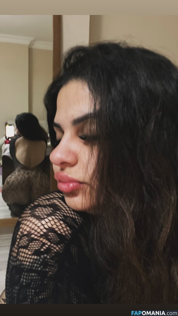 Silentnnova / Turkish busty HaticeYilmaz Nago OnlyFans  Przeciekłe zdjęcie #4