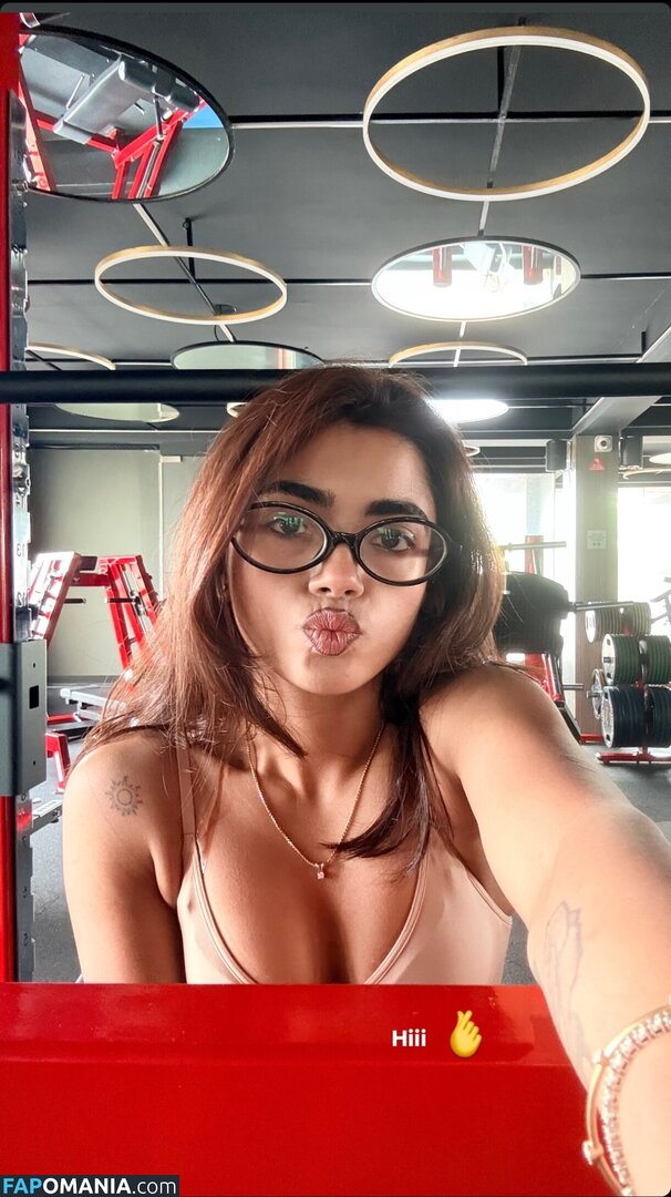 Simi Das / _simidas_ Nago OnlyFans  Przeciekłe zdjęcie #1