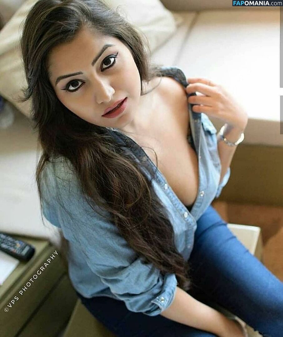 Simran Kaur Hundal Nago OnlyFans  Przeciekłe zdjęcie #2