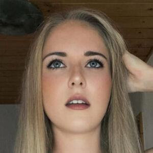 Skarlett Silvia Velvet