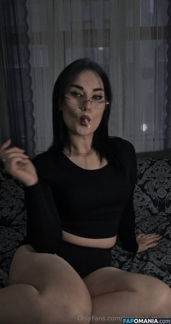 smoking_maya Nago OnlyFans  Przeciekłe zdjęcie #10