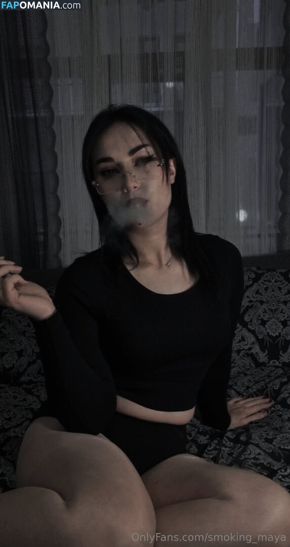smoking_maya Nago OnlyFans  Przeciekłe zdjęcie #11