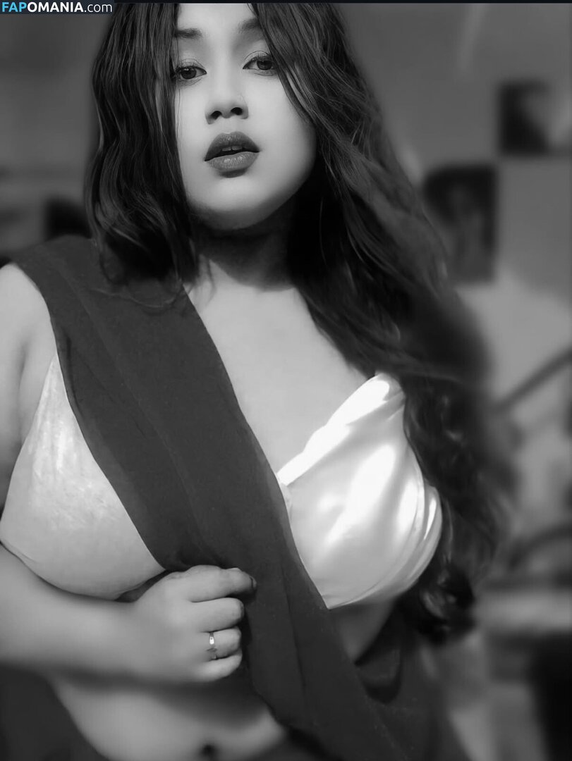 Sneha Gowry / _gowreeee_ Nago OnlyFans  Przeciekłe zdjęcie #1