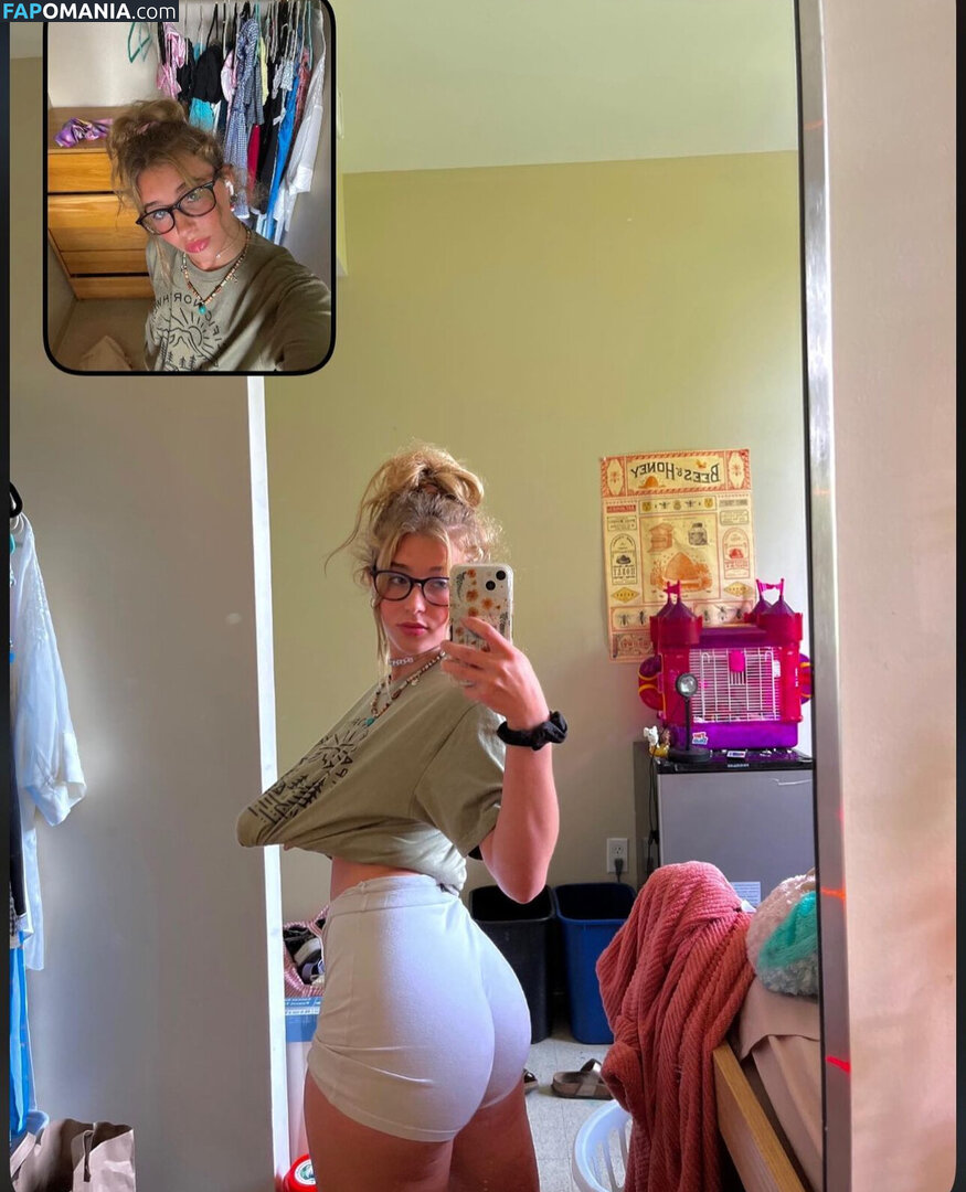 Snoop.doggy / beccacontrer-ass / helenbradshaww Nago OnlyFans  Przeciekłe zdjęcie #3