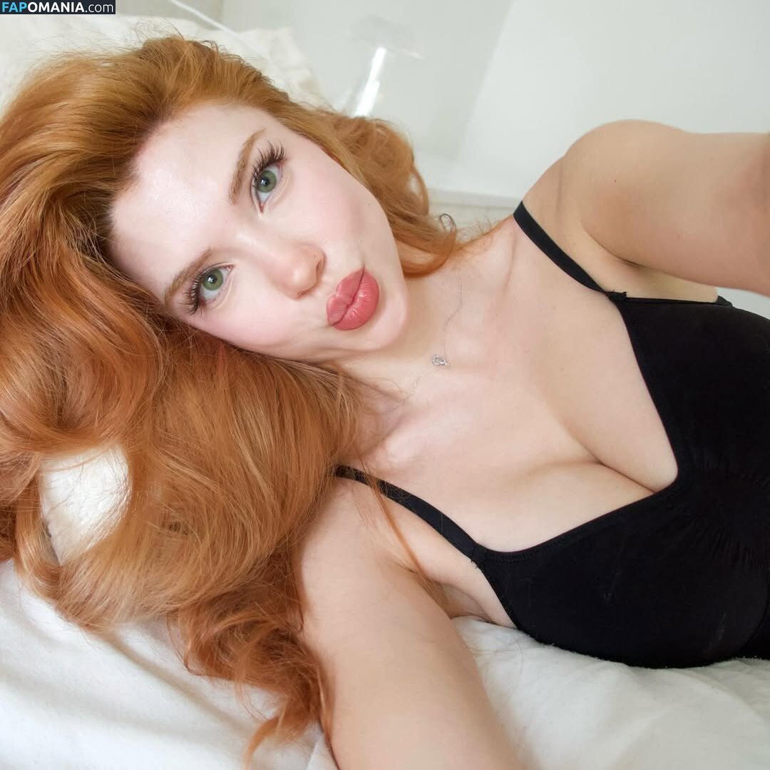 Kardelen Öztaş / Snowfuckerr / Snowmaiid Nago OnlyFans  Przeciekłe zdjęcie #48