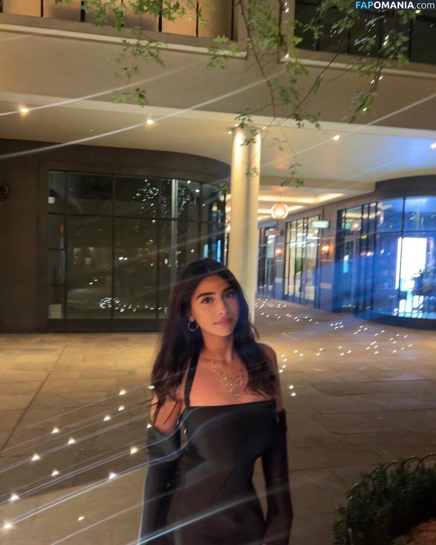 sofiaafpx / sofiashahedd Nago OnlyFans  Przeciekłe zdjęcie #9