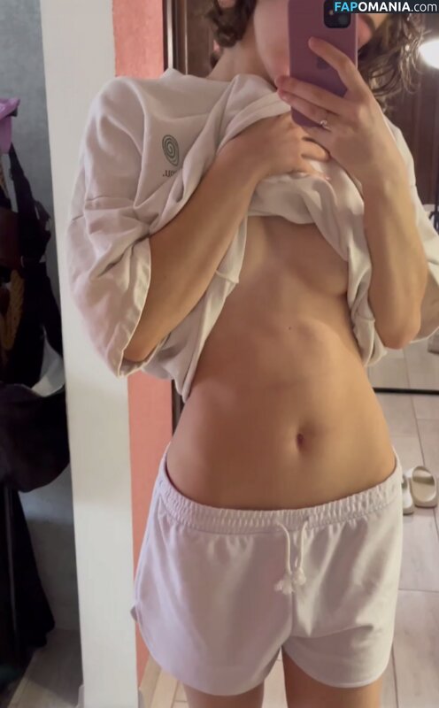 Sofina / sofinalev / sofinalevi Nago OnlyFans  Przeciekłe zdjęcie #1