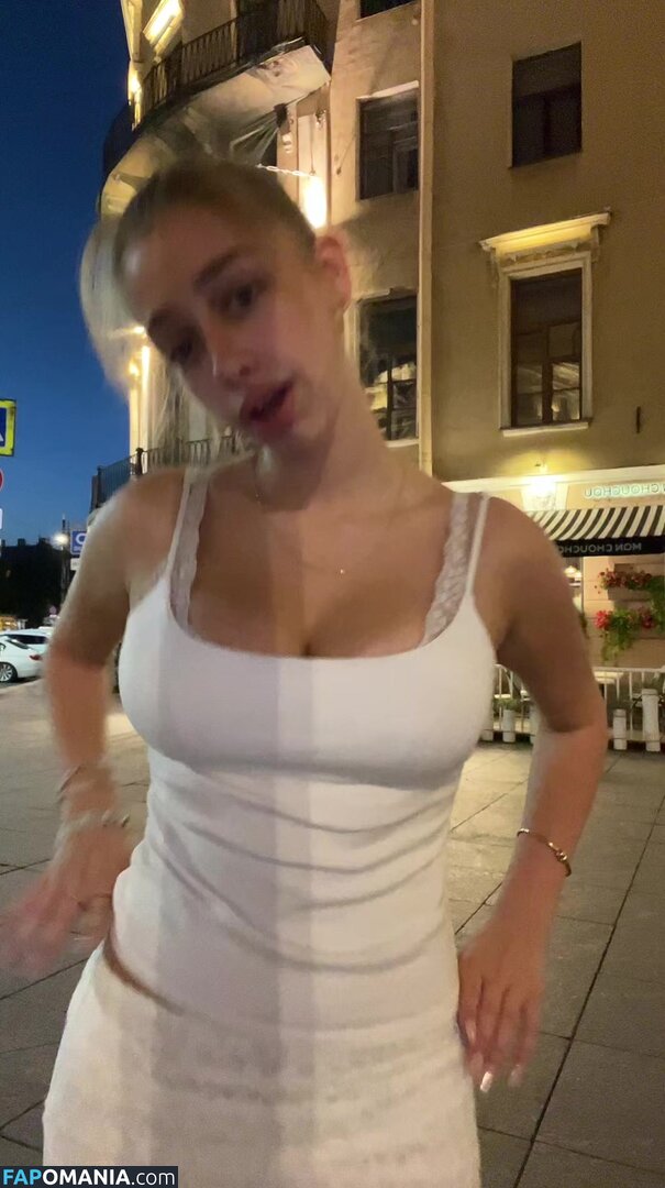 https: / sofyaplotnikova / xsofya_x Nago OnlyFans  Przeciekłe zdjęcie #2