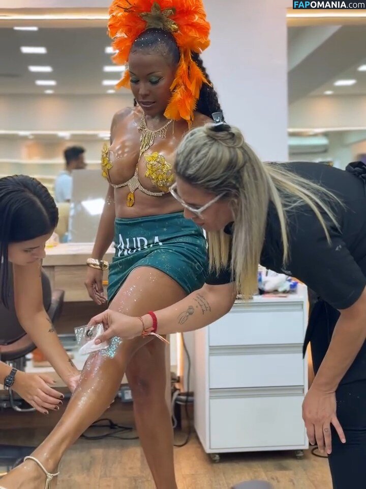 BBB 4 / Solange Vega / https: / solvegaoficial Nago OnlyFans  Przeciekłe zdjęcie #2