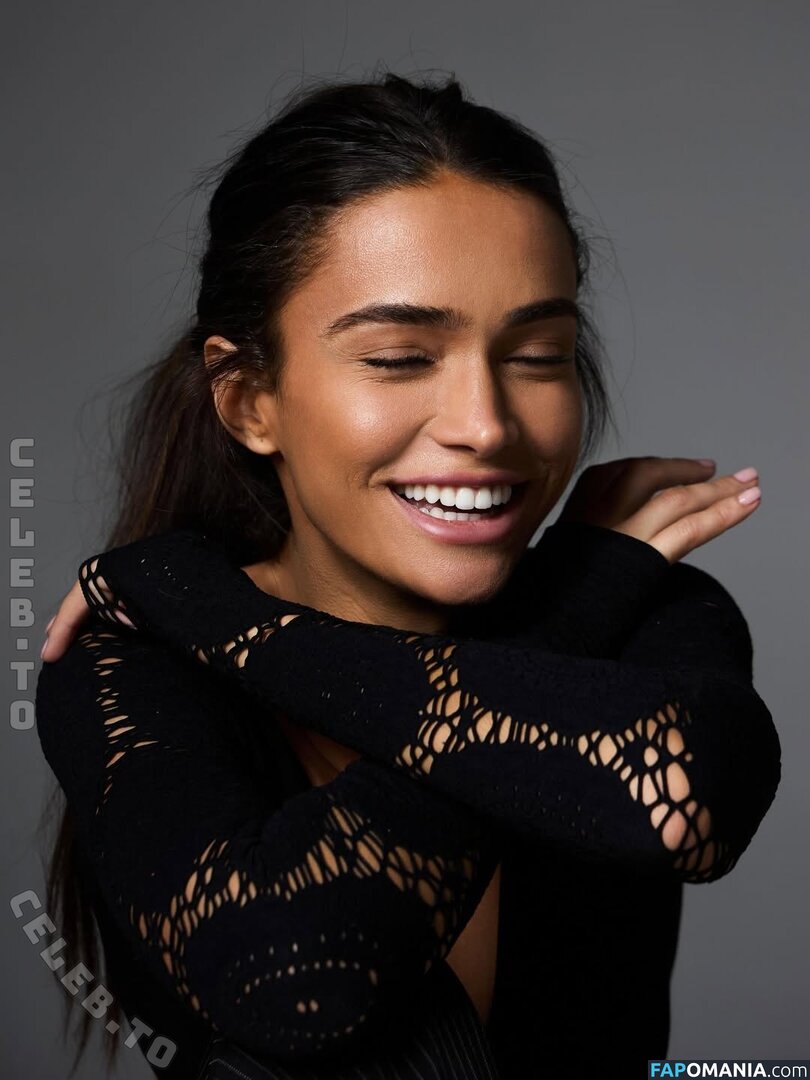 Sophia Chugranis / sophia.chugranis / sophiachugranis Nago OnlyFans  Przeciekłe zdjęcie #23