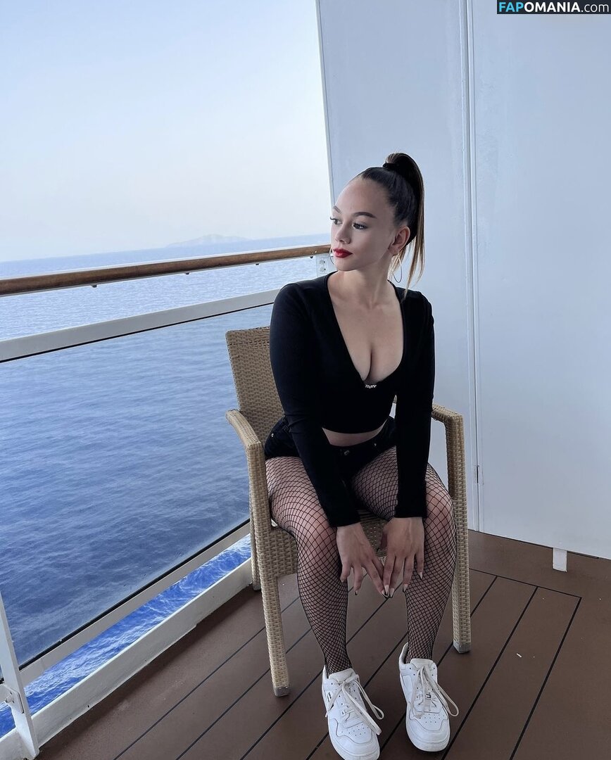 Sophie Gerlach / _.sophie05._ Nago OnlyFans  Przeciekłe zdjęcie #6